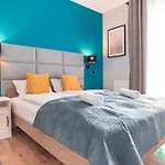 Apartment Slavita Park, Myweek