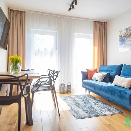 Slavita Park, Myweek Apartment *